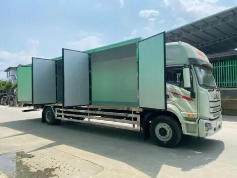 Alternative view of Xe Tải Jac Dawos Thùng Kín 6 Bửng 8 Tấn